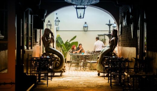 フランス語「Chez moi（シェ・モア）」の意味！フレンチや老人ホームで使われる理由